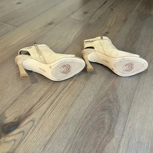 Vince Camuto Paveeni Suede Ankle Booties - Picture 5 of 5